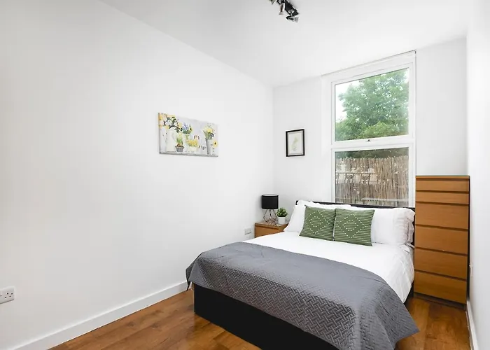 Skyvillion - Lovely 2-Bed Central London Apartment